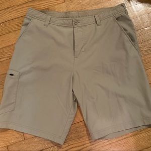 Men’s C9 ultra light golf shorts size 34